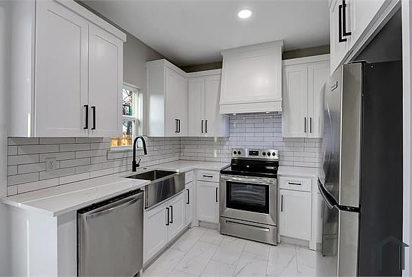 1st image of 111 Foster Ln #B