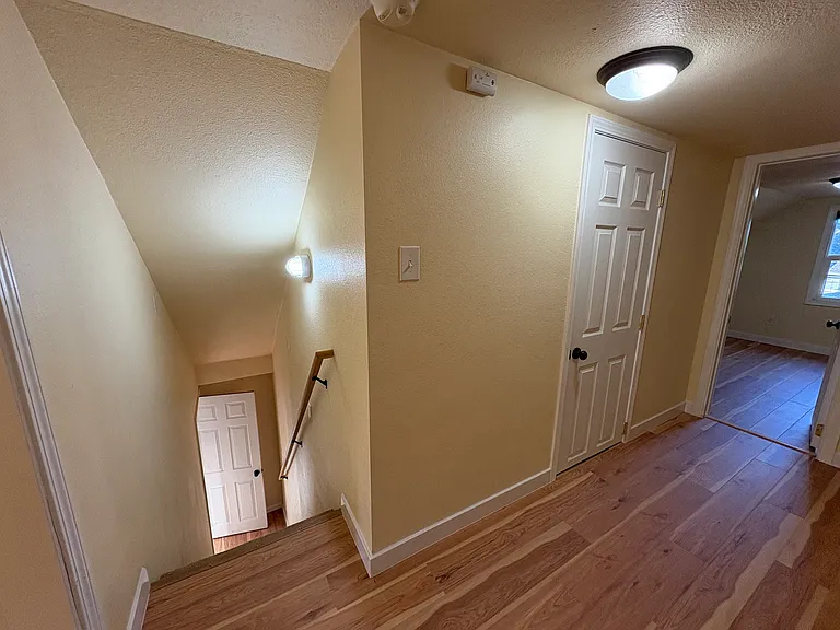 4138 W G St — Photo 12
