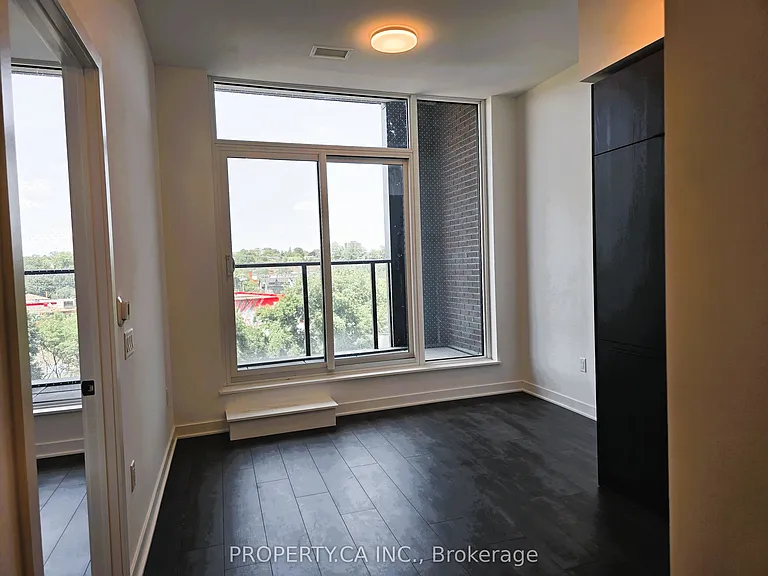 1185 Dupont St #316 — Photo 3