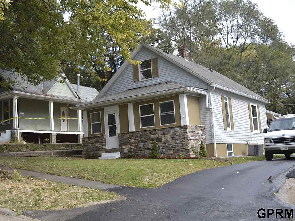 1st image of 4821 S 19th St