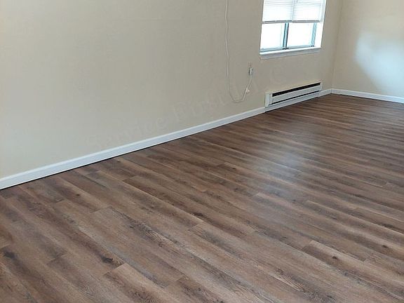 5th image of 1714 Ashley St #5