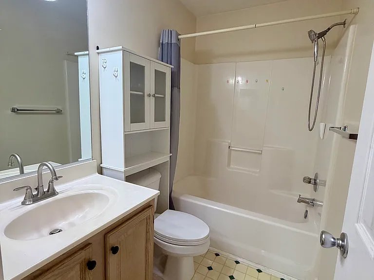 1400 Dalsbury Ln — Photo 20