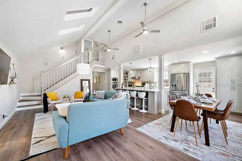 3 bed, $9,000 — Photo 2