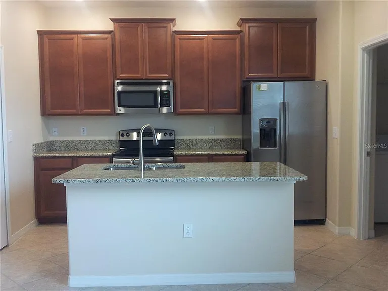 7324 Ella Ln — Photo 5