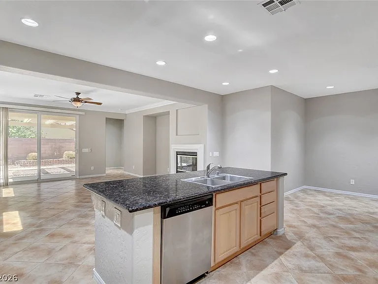 6825 Tarpon Springs Ct — Photo 21
