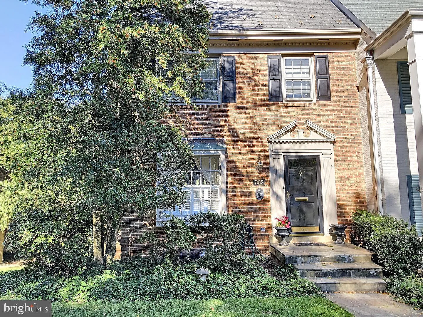 3 bed, 4.0 bath, 1640 sqft, $3,895 — Photo 1
