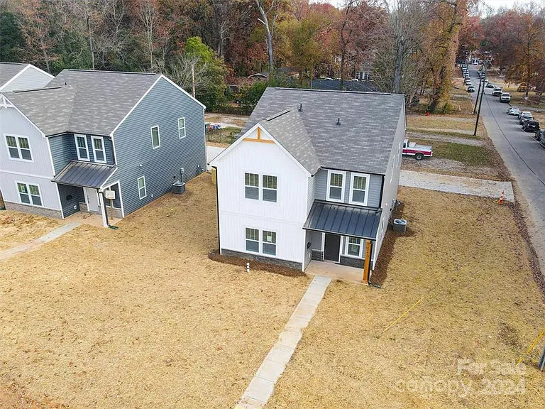 1241 Eastway Dr — Photo 33