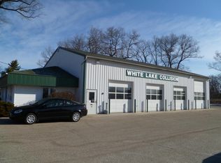 8198 Whitehall Rd, Whitehall, MI 49461