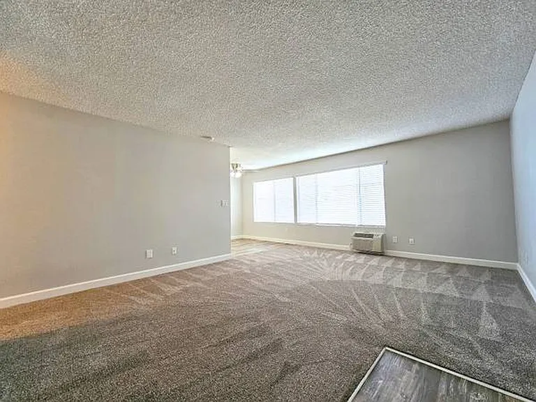 Greentree Apartments — Photo 99