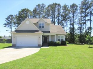 121 Mandy Ln, Hubert, NC 28539