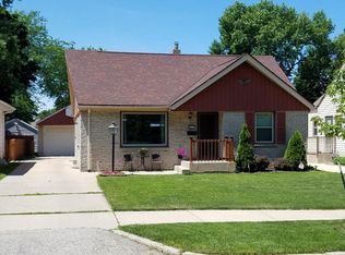 3217 S 55th St, Milwaukee, WI 53219