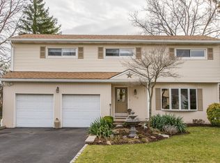 105 Rolling Hills Rd, Clifton, NJ 07013