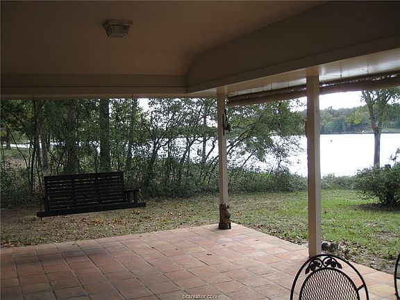 4th image of 83 Lakeland Dr S
