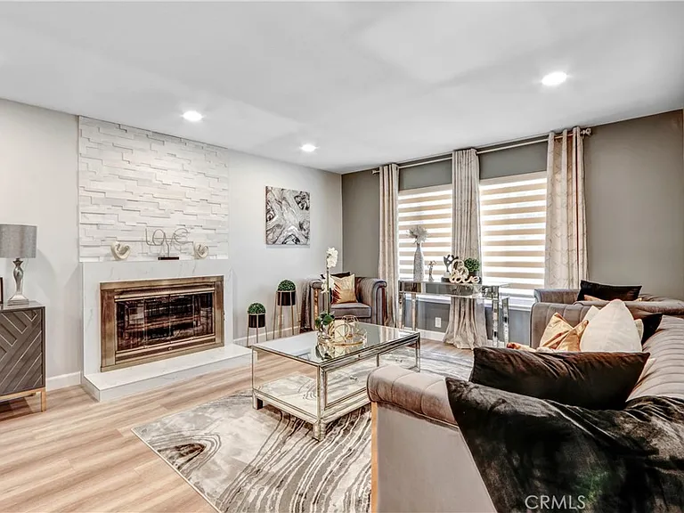 16172 Quartz St — Photo 4