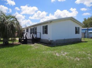105 Michigan St, Crescent City, FL 32112