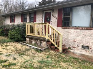 2462 Graysville Rd, Ringgold, GA 30736