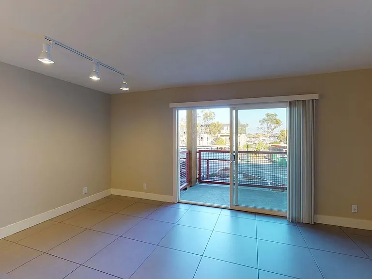 CitySouth — Photo 108
