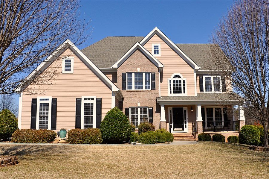 1st image of 124 Huntfield Way