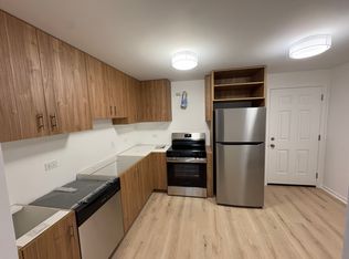 4 Peale St #3, Joliet, IL 60433