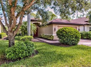 7815 Bucks Run Dr, Naples, FL 34120