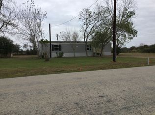 2264 Burroughsville Rd, Victoria, TX 77905