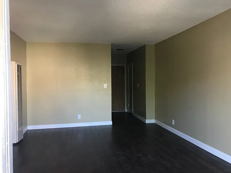 642 Lemar Park Dr #4 — Photo 10
