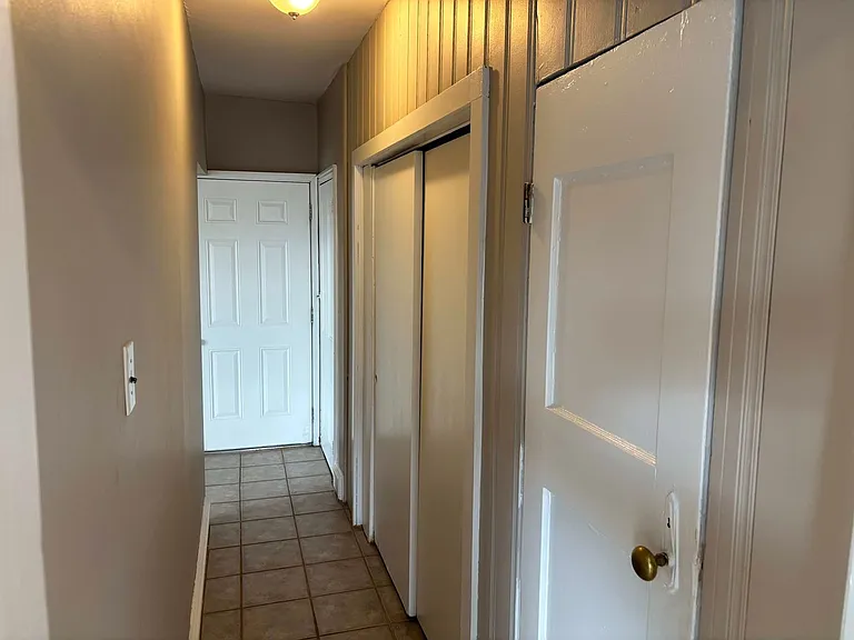 213 Green Ln — Photo 42