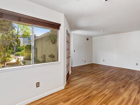 4th image of 80 Portola Way APT 114