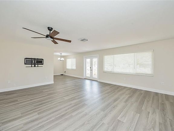 4th image of 27104 Jarvis RD