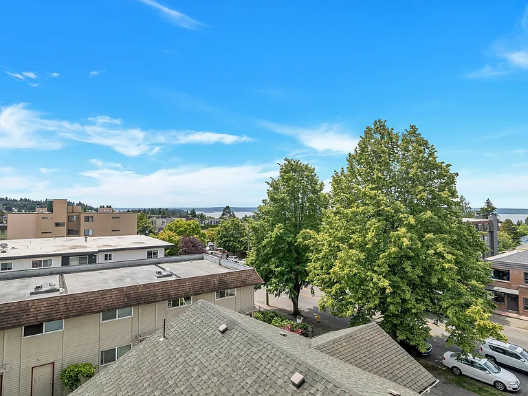 5618A California Ave SW — Photo 16