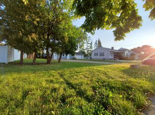 557 E Division St, Fond Du Lac, WI 54935