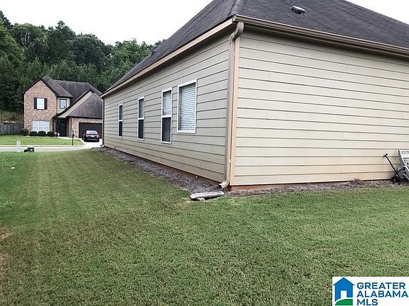 3rd image of 3087 Rosewalk Dr