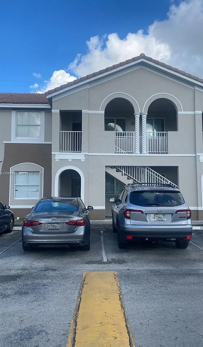 Shoma Condo At Keys Cove — Photo 2