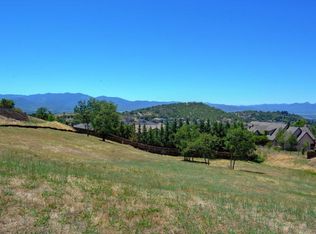 5647 Autumn Park Dr, Medford, OR