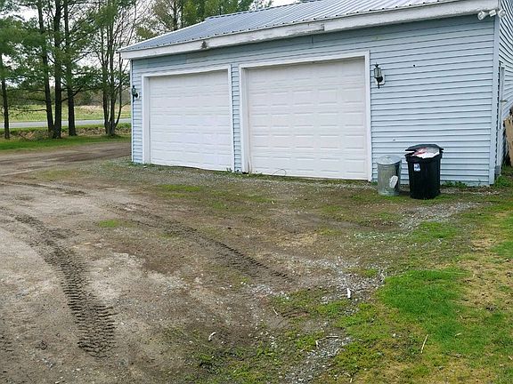 5th image of N2702 Owen Ave