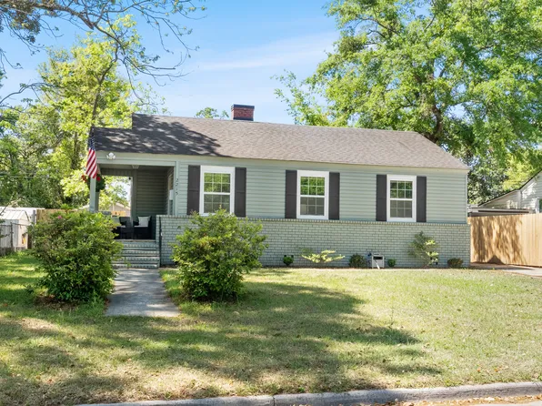 2215 Utah St, Savannah, GA 31404