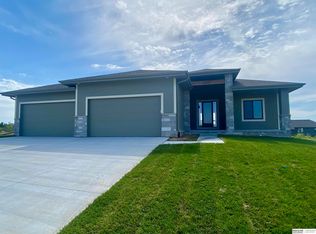 12614 S 79th St, Papillion, NE 68046