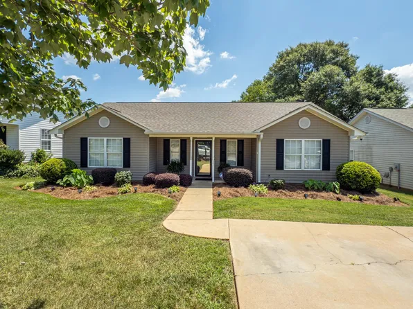 361 Split Oak Ln, Inman, SC 29349