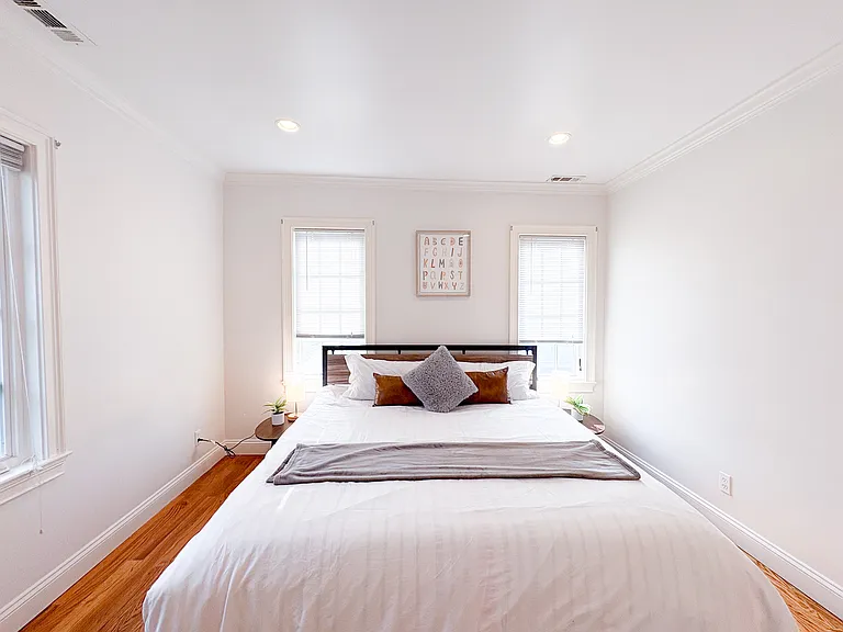 87 Stephen St #1C — Photo 61