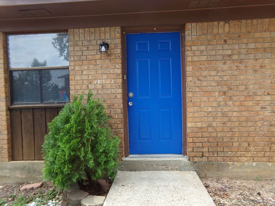 2nd image of 504 W Louisiana Ave APT 3