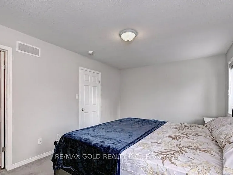 50 Pinnacle Dr #35 — Photo 16