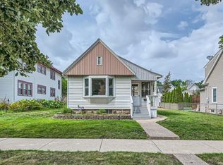 147 Isabel St W, Saint Paul, MN 55107