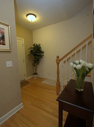 2nd image of 1920 Lynn Cir