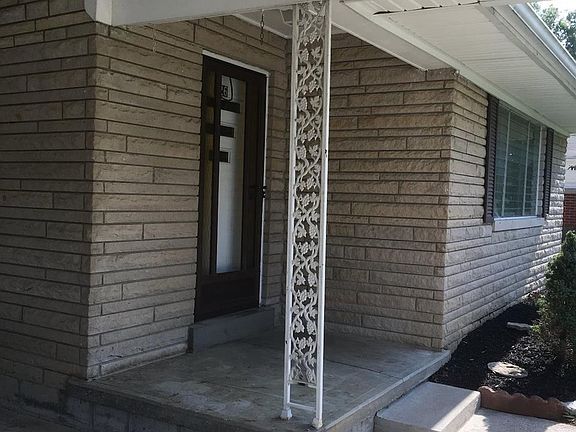 2nd image of 126 Windsor Dr