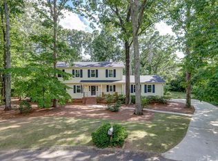 104 Hedgewood Ct, Greer, SC 29650