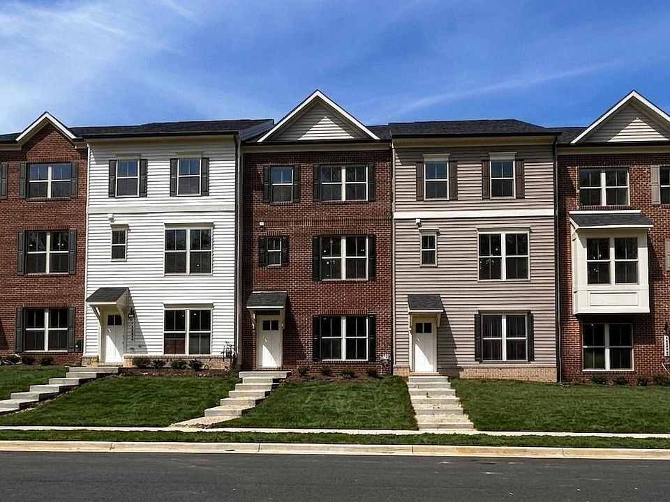 1st image of 16613 Breezeway Aly