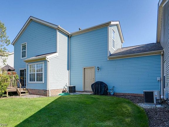 3rd image of 8692 Kingfisher Ln