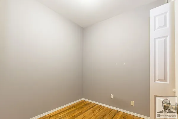 Rented by Garfield Realty  | media 28