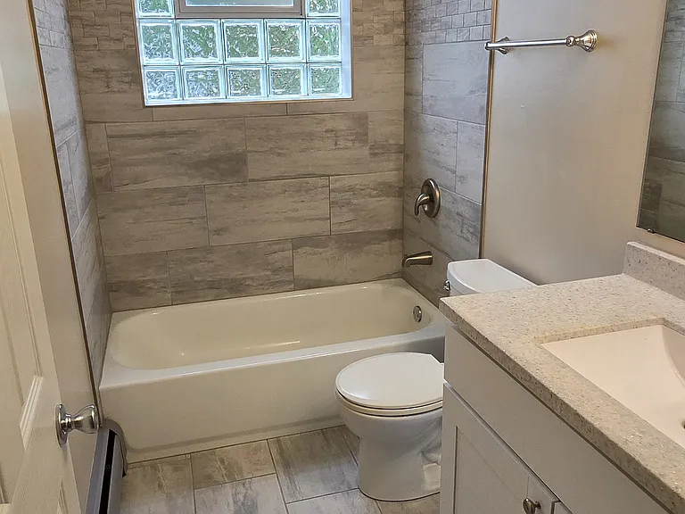 5805 Rose Ave #3 — Photo 6