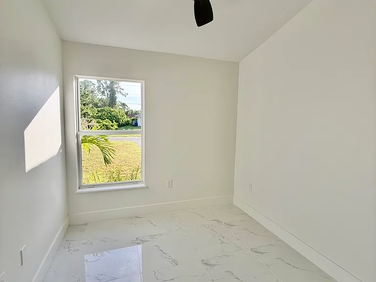 4675 Golfview Blvd #1 — Photo 11